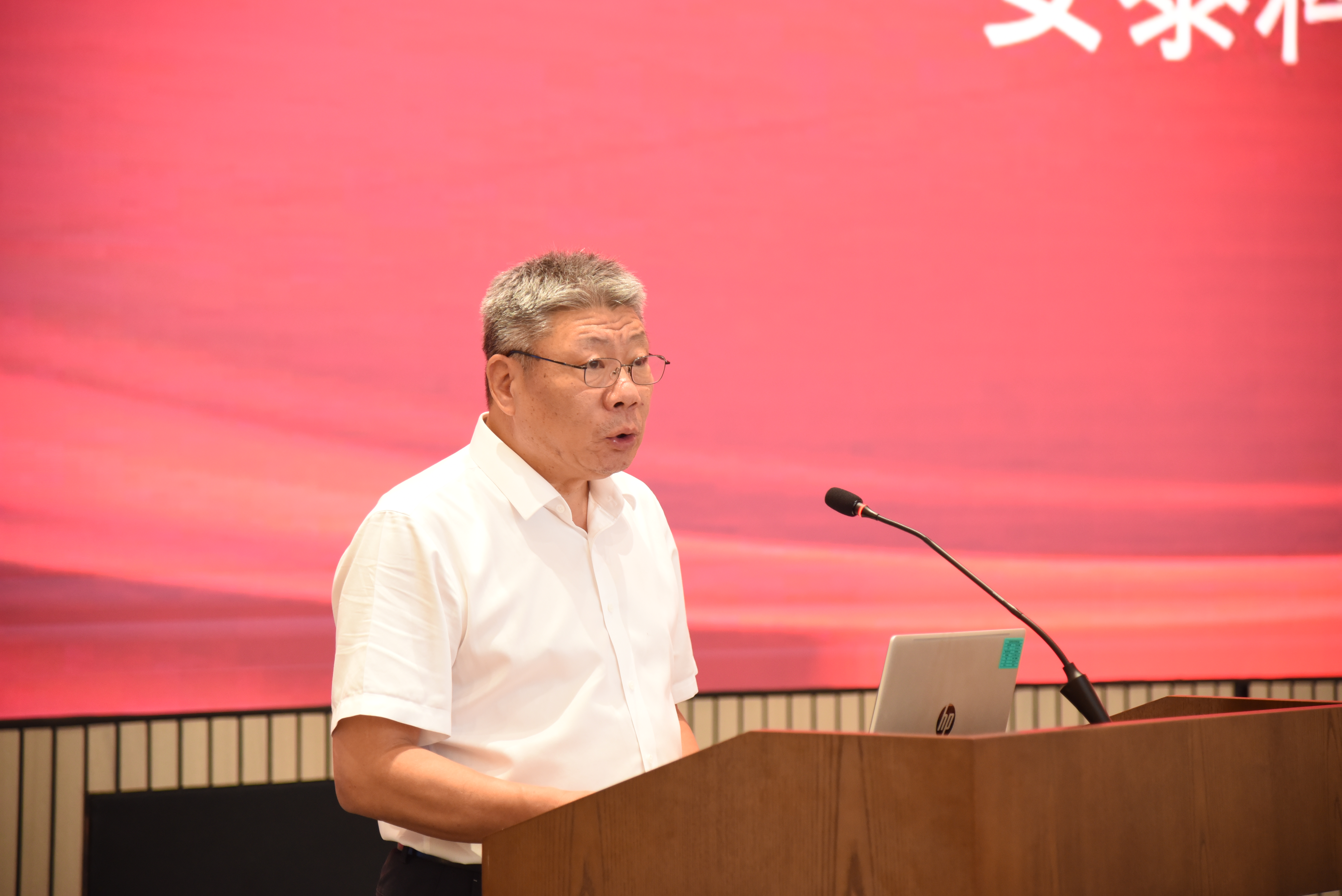 圖1-畢林生總經理主持.JPG 圖1-畢林生總經理主持.JPG